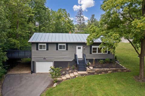 Photo of 646 Kennedy Drive, Mansfield, OH 44904 (MLS # 226032487)
