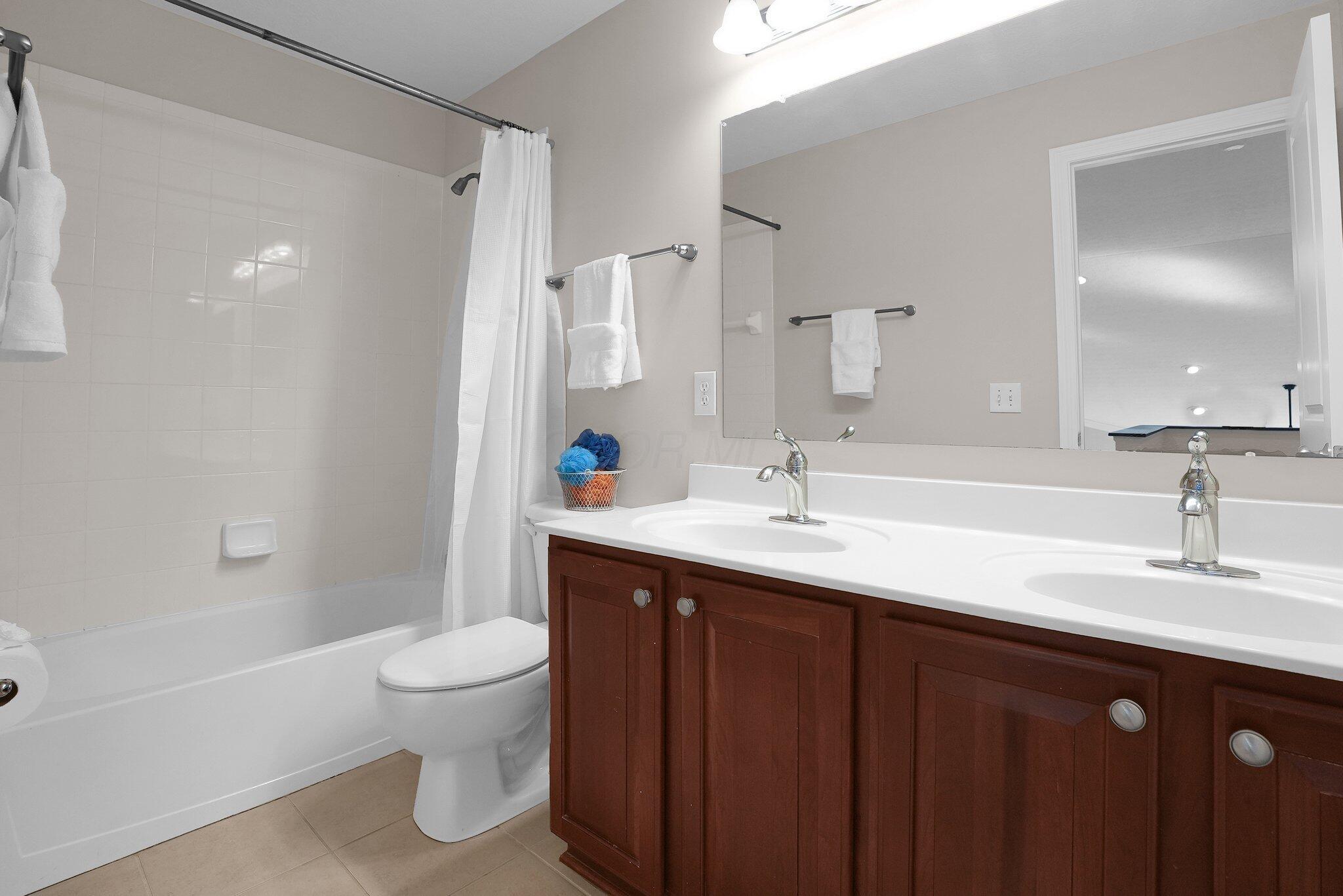 3407 Mccammon Estates Drive, Lewis Center, Ohio image 36