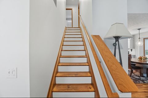 Tiny photo for 2309 Brookbank Drive, Grove City, OH 43123 (MLS # 226002940)