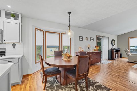 Tiny photo for 2309 Brookbank Drive, Grove City, OH 43123 (MLS # 226002940)