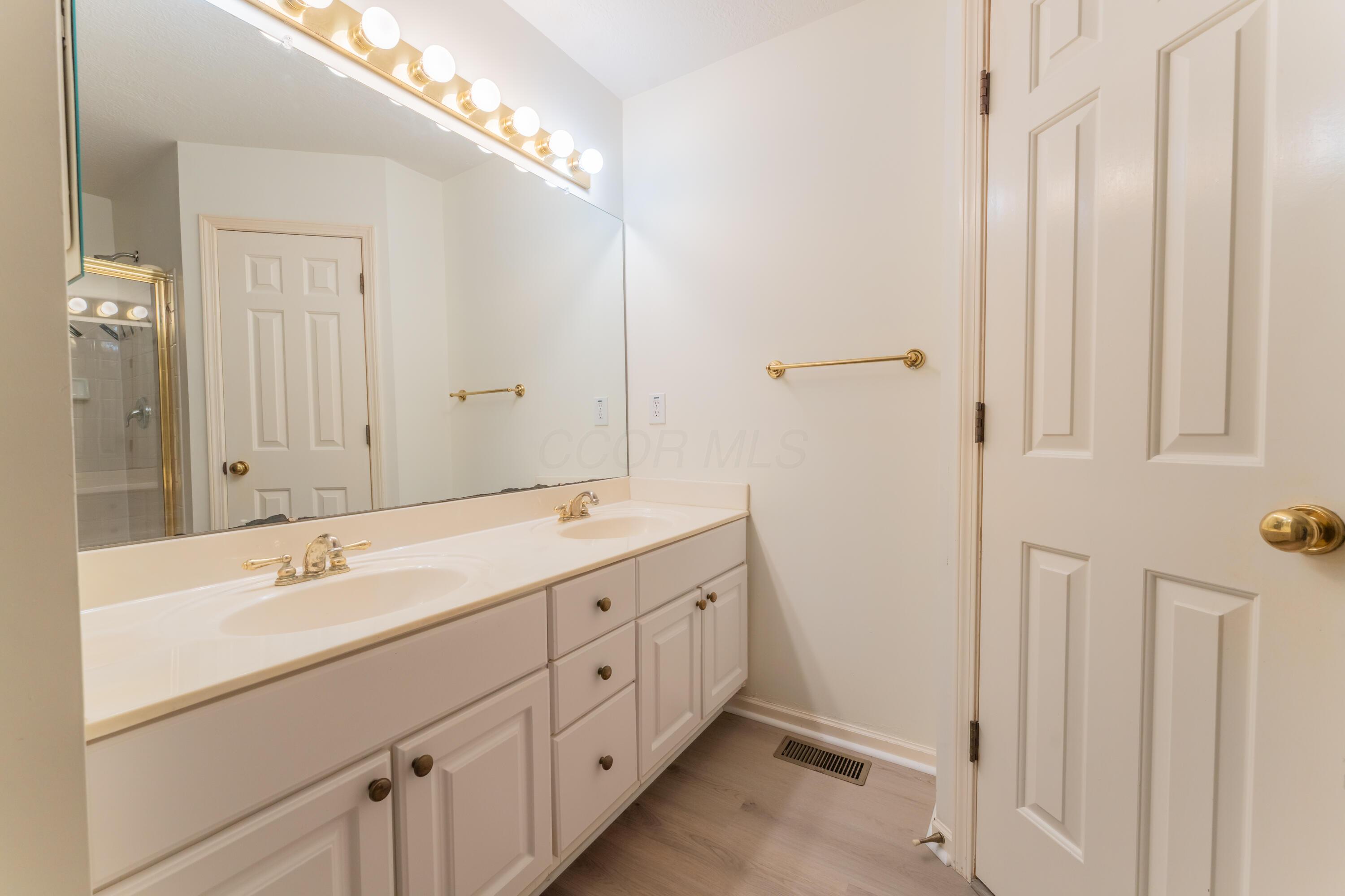 1428 Sedgefield Drive, New Albany, Ohio image 18