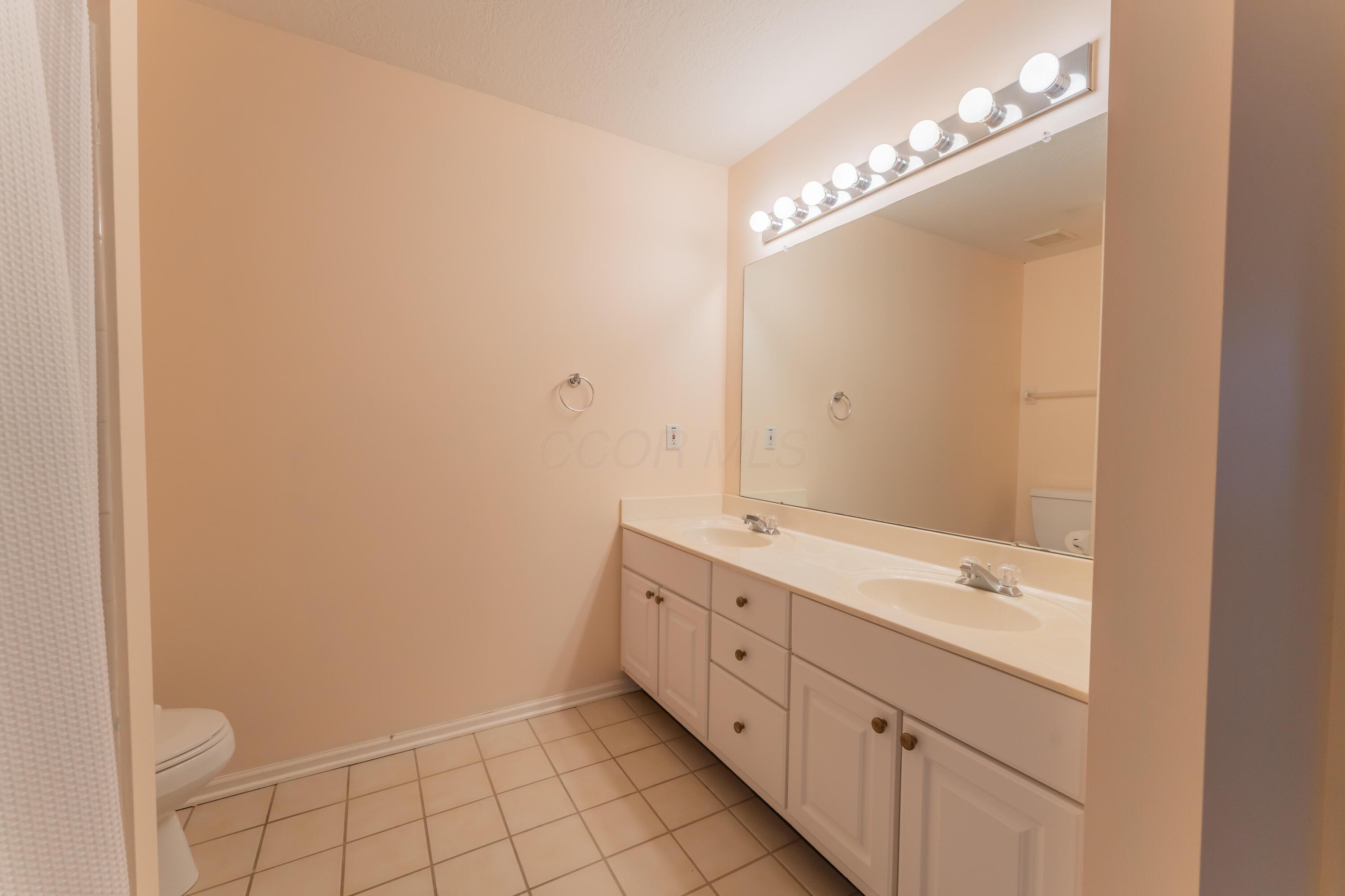 1428 Sedgefield Drive, New Albany, Ohio image 37