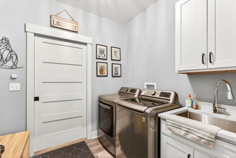 Tiny photo for 36 N Clinton Street, Canal Winchester, OH 43110 (MLS # 226040317)