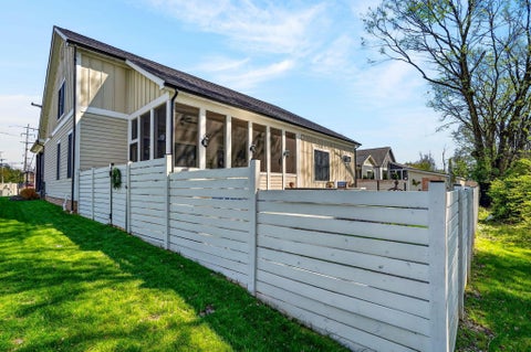 Tiny photo for 36 N Clinton Street, Canal Winchester, OH 43110 (MLS # 226040317)