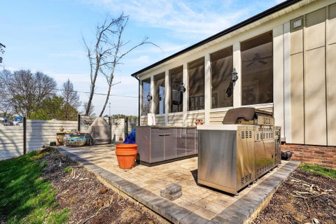 Tiny photo for 36 N Clinton Street, Canal Winchester, OH 43110 (MLS # 226040317)