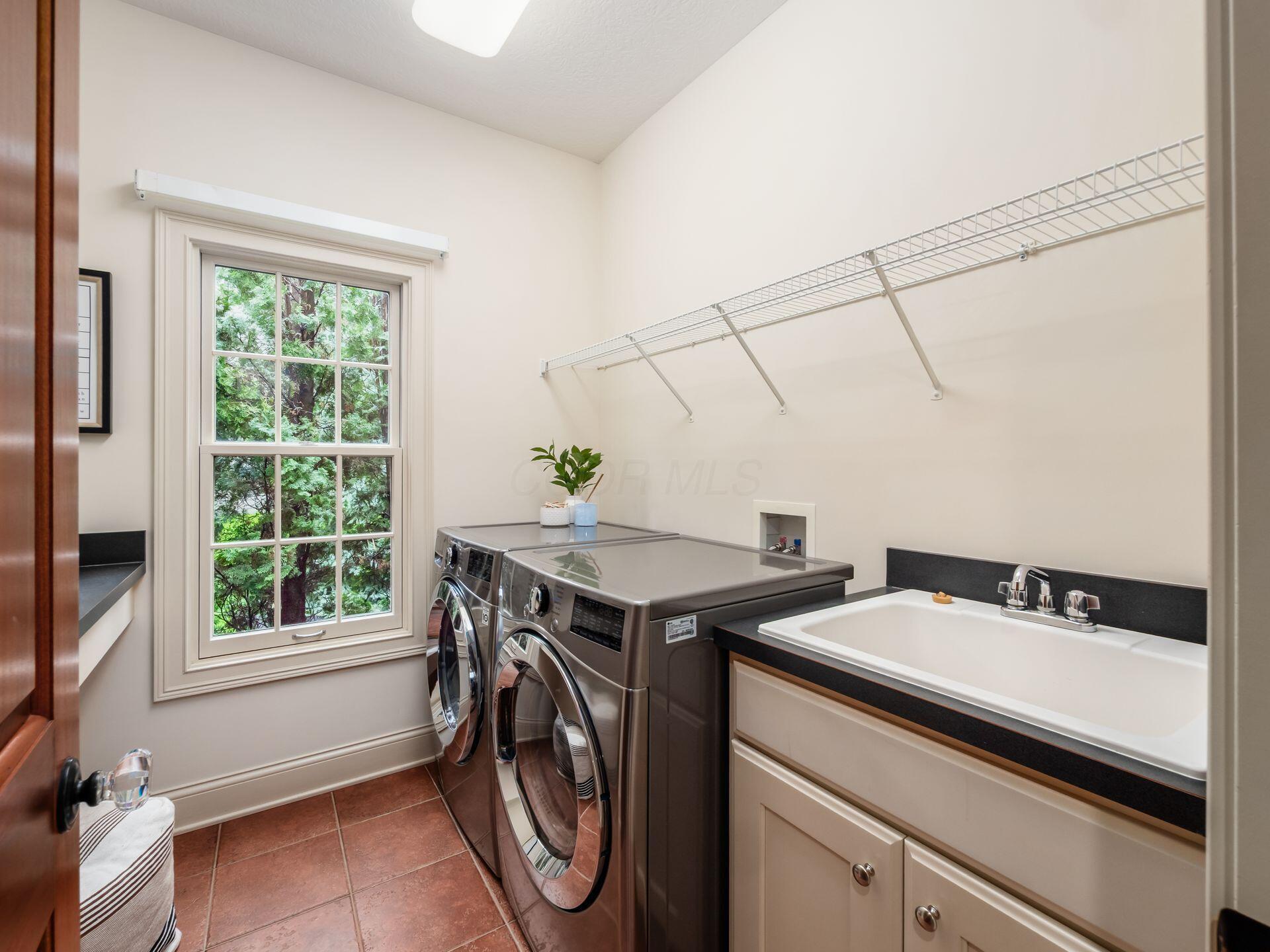 5948 Tarrin Court, Dublin, Ohio image 34