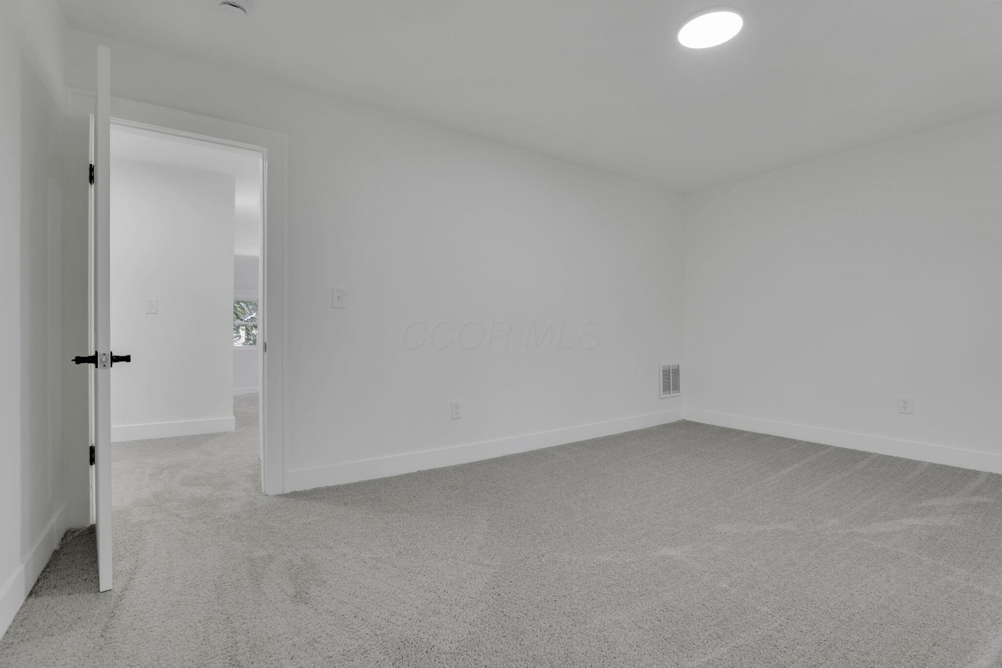 246 S Burgess Avenue, Columbus, Ohio image 41