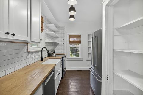 Tiny photo for 2136 Dartmouth Avenue, Columbus, OH 43219 (MLS # 225037781)