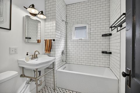 Tiny photo for 2136 Dartmouth Avenue, Columbus, OH 43219 (MLS # 225037781)