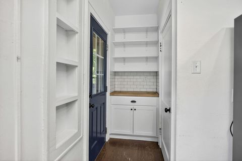 Tiny photo for 2136 Dartmouth Avenue, Columbus, OH 43219 (MLS # 225037781)