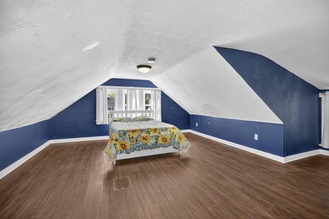 Tiny photo for 2136 Dartmouth Avenue, Columbus, OH 43219 (MLS # 225037781)