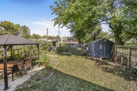 Tiny photo for 2136 Dartmouth Avenue, Columbus, OH 43219 (MLS # 225037781)
