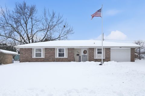 Photo of 7302 Belle Plain Drive, Dayton, OH 45424 (MLS # 226002848)