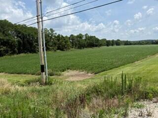 Photo of 3150 Delmont Road SW, Lancaster, OH 43130 (MLS # 226037399)