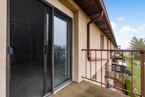 Photo of 5885 Beechcroft Road 306 #306, Columbus, OH 43229 (MLS # 226005215)