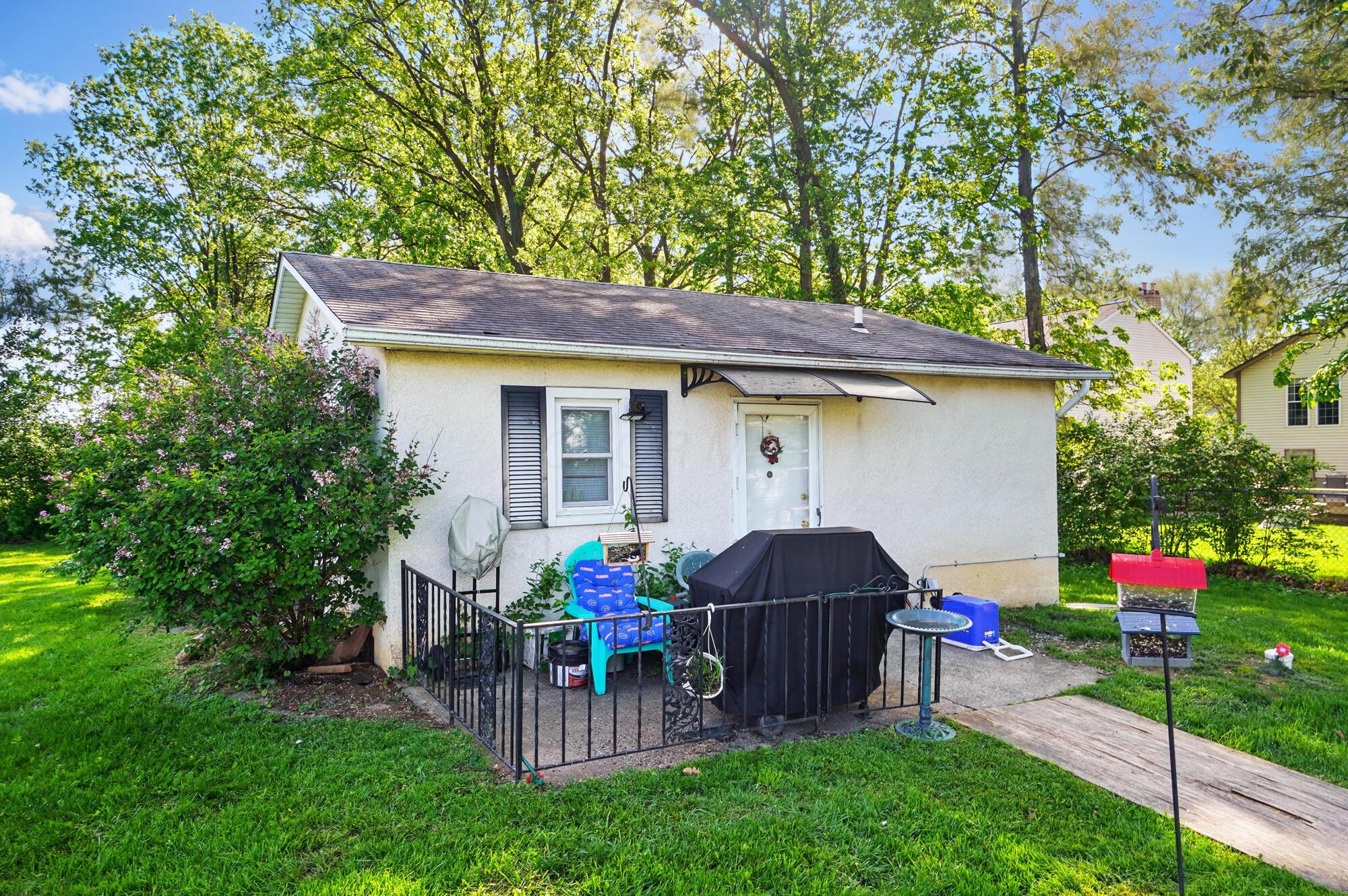 3303 Lowell Drive, Columbus, Ohio image 8