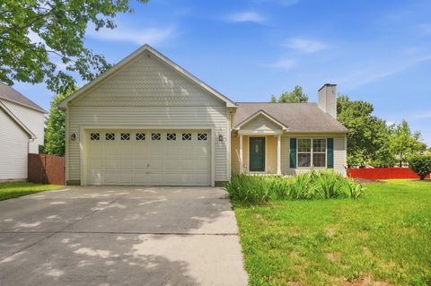 Photo of 1600 Valley Drive, Marysville, OH 43040 (MLS # 226021933)