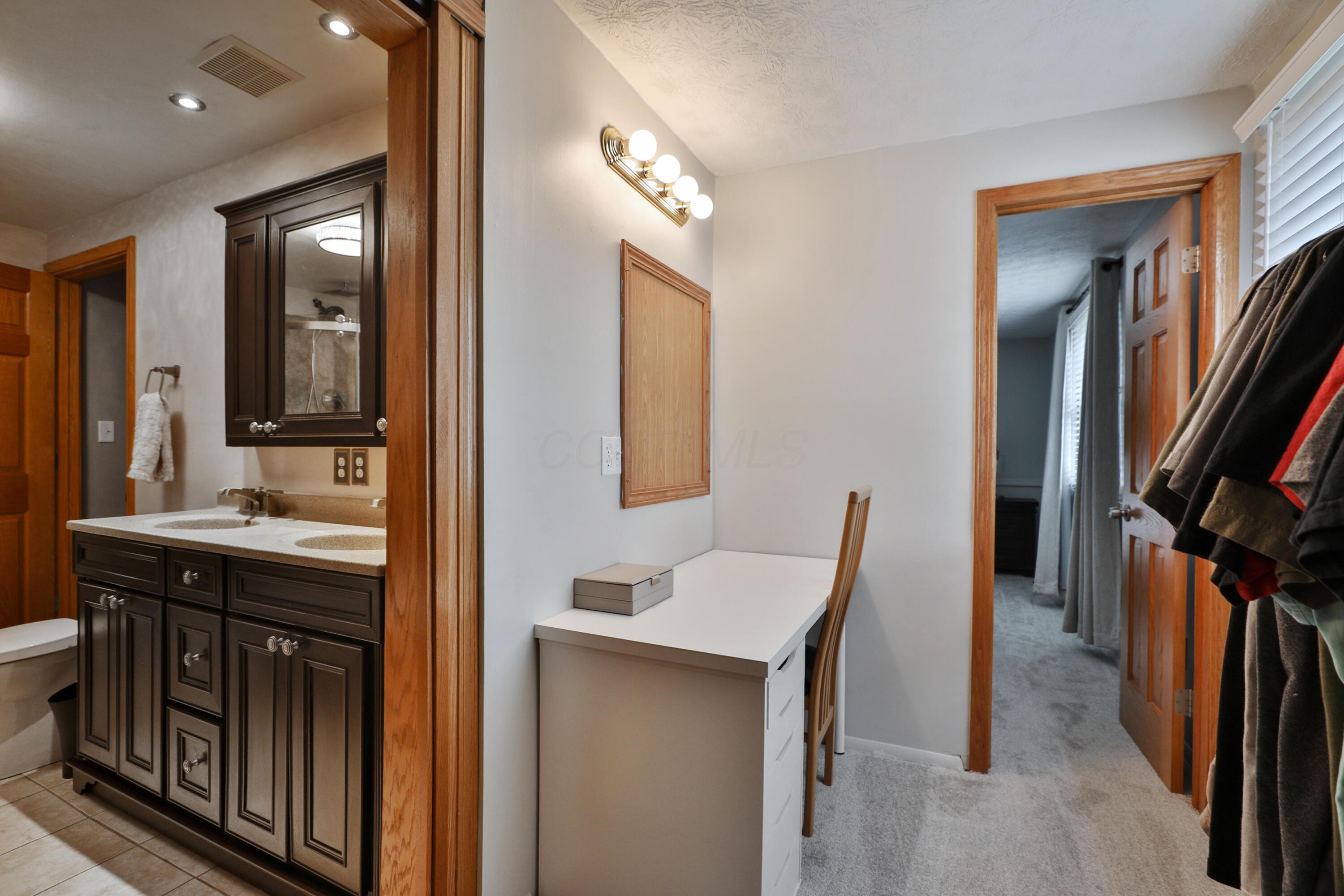 6612 Brock Street, Dublin, Ohio image 34