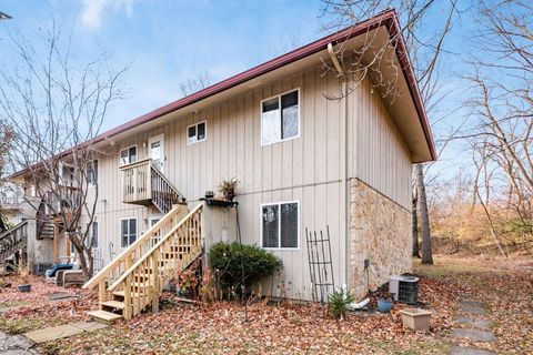 Tiny photo for 287 Fenway Road B #B, Columbus, OH 43214 (MLS # 225044789)