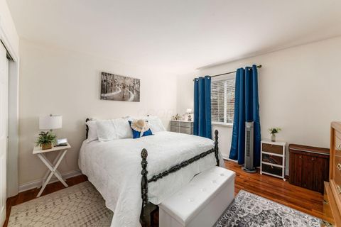 Tiny photo for 287 Fenway Road B #B, Columbus, OH 43214 (MLS # 225044789)