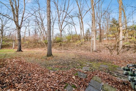 Tiny photo for 287 Fenway Road B #B, Columbus, OH 43214 (MLS # 225044789)