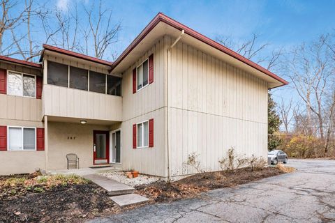 Tiny photo for 287 Fenway Road B #B, Columbus, OH 43214 (MLS # 225044789)