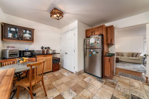 Tiny photo for 287 Fenway Road B #B, Columbus, OH 43214 (MLS # 225044789)