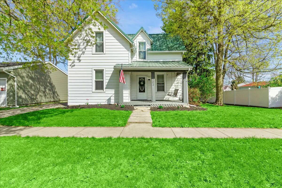 304 W Center Street, West Mansfield, Ohio image 2