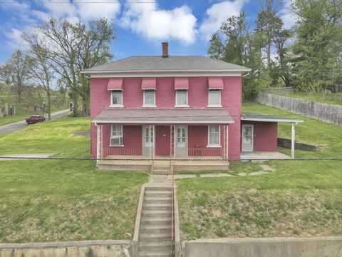 Photo of 600 N Market Street, Logan, OH 43138 (MLS # 226012810)