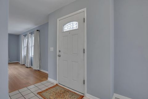 Tiny photo for 480 Yarmouth Lane, Columbus, OH 43228 (MLS # 225046209)