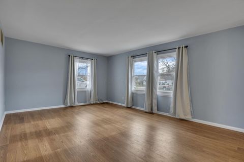 Tiny photo for 480 Yarmouth Lane, Columbus, OH 43228 (MLS # 225046209)