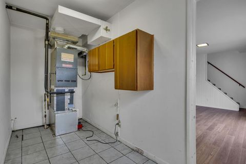 Tiny photo for 480 Yarmouth Lane, Columbus, OH 43228 (MLS # 225046209)