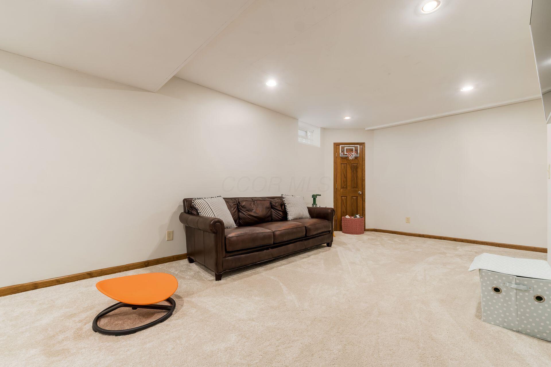 5494 Bullfinch Drive, Westerville, Ohio image 48