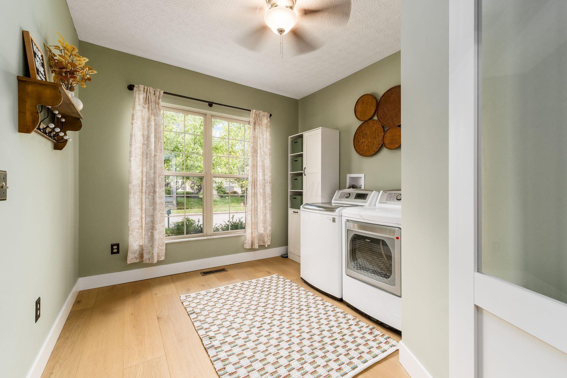 5494 Bullfinch Drive, Westerville, Ohio image 32