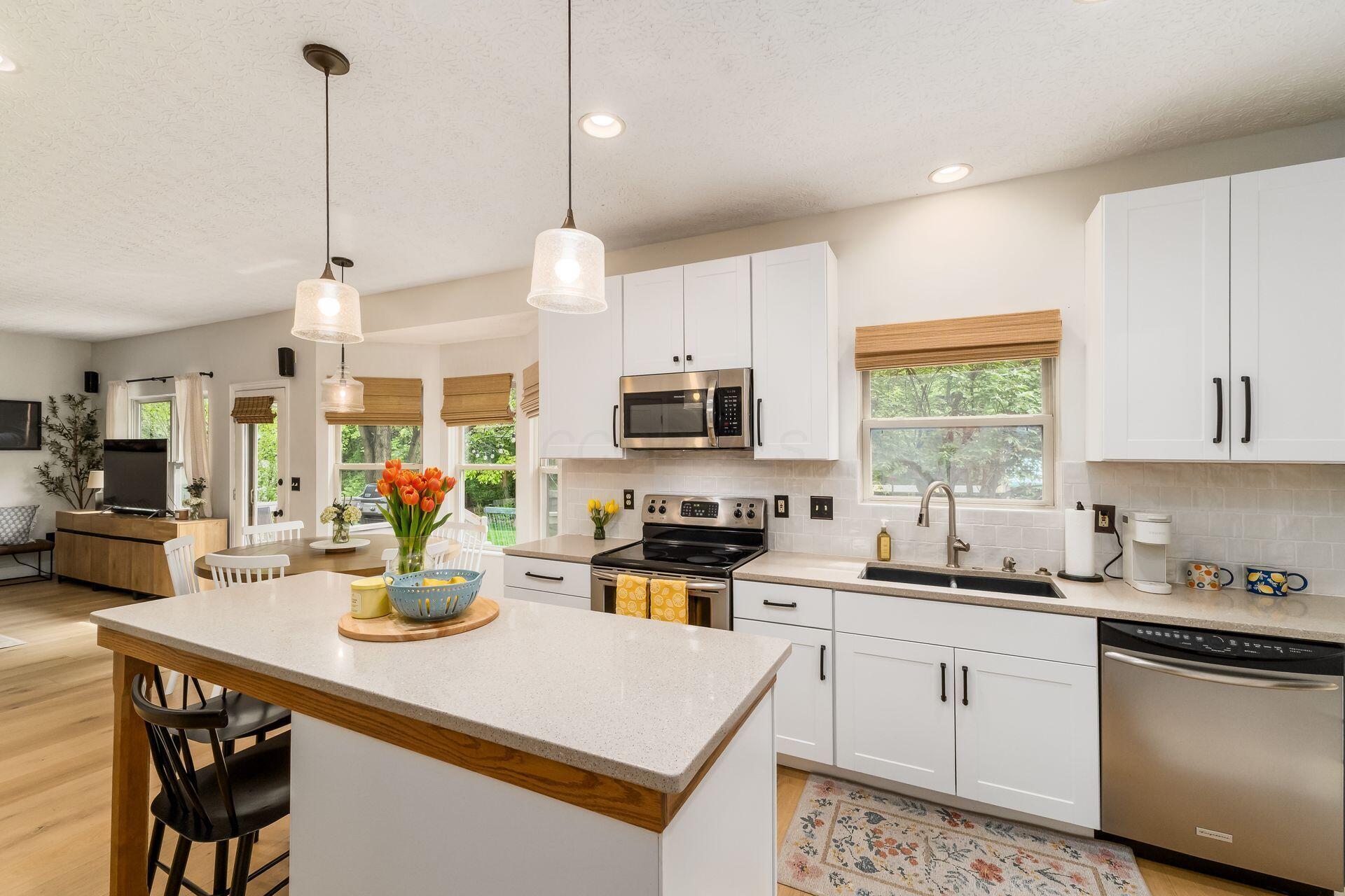 5494 Bullfinch Drive, Westerville, Ohio image 21