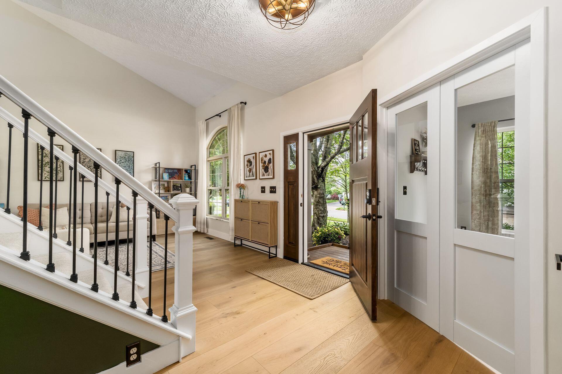 5494 Bullfinch Drive, Westerville, Ohio image 10