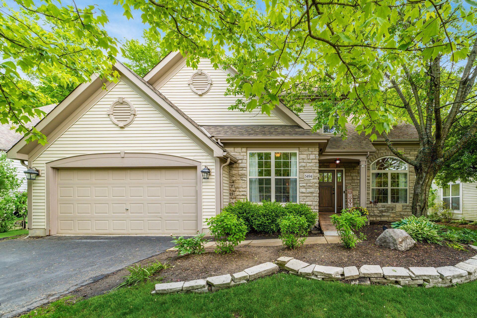 5494 Bullfinch Drive, Westerville, Ohio image 2