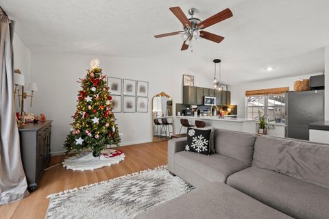 Tiny photo for 3445 Steiner Street, Columbus, OH 43231 (MLS # 225045841)