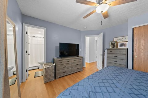 Tiny photo for 3445 Steiner Street, Columbus, OH 43231 (MLS # 225045841)