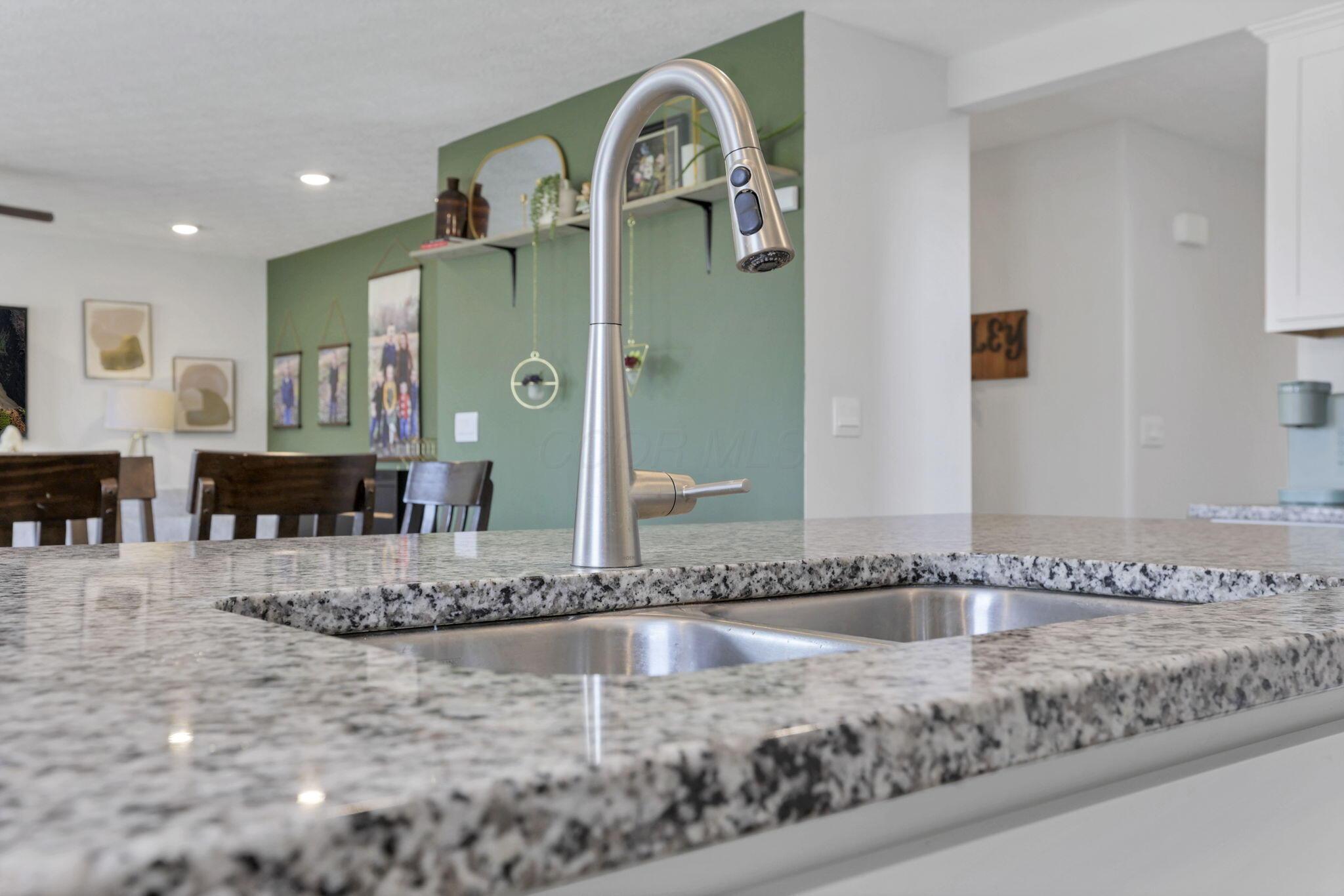 380 Trinity Way, Newark, Ohio image 18