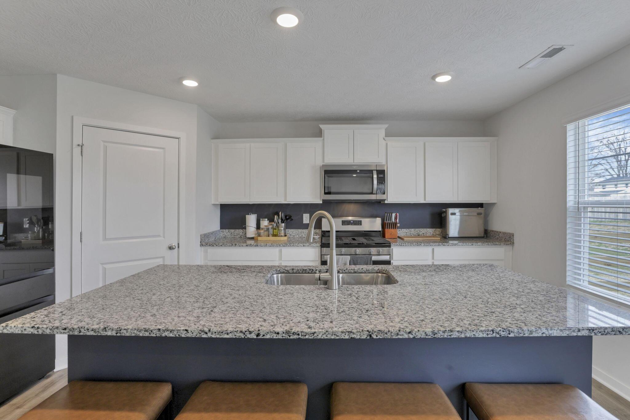 380 Trinity Way, Newark, Ohio image 16