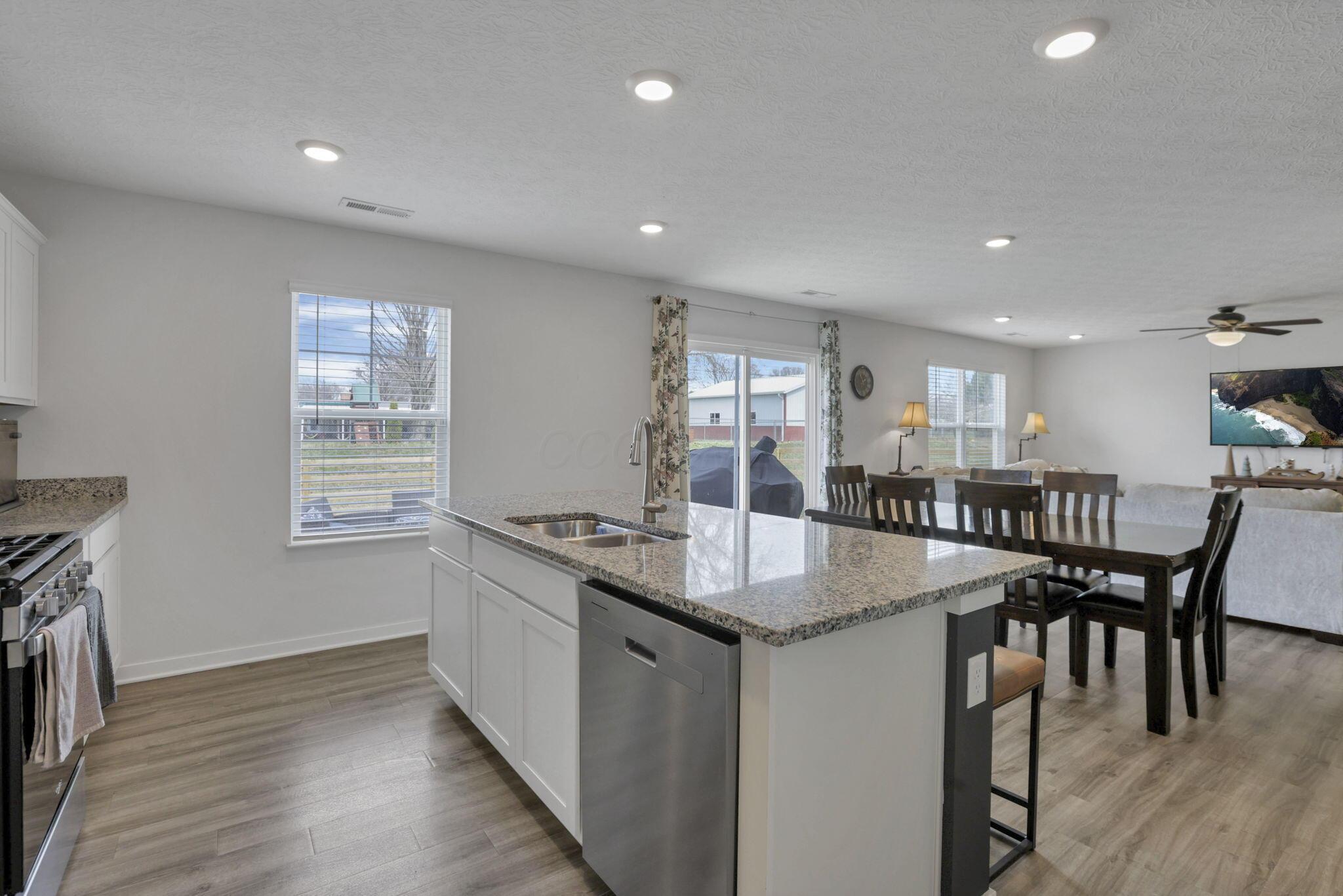 380 Trinity Way, Newark, Ohio image 15