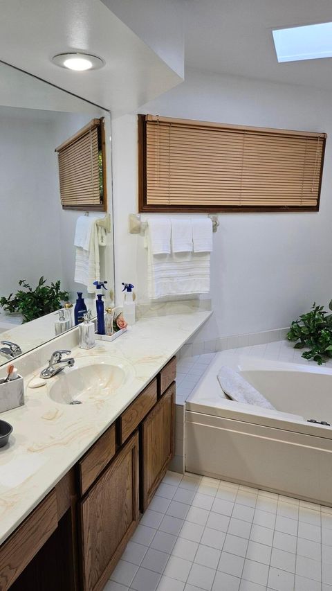 Tiny photo for 1616 Coppertree Road 1615 #1615, Columbus, OH 43232 (MLS # 225039507)