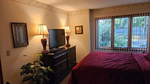 Tiny photo for 1616 Coppertree Road 1615 #1615, Columbus, OH 43232 (MLS # 225039507)