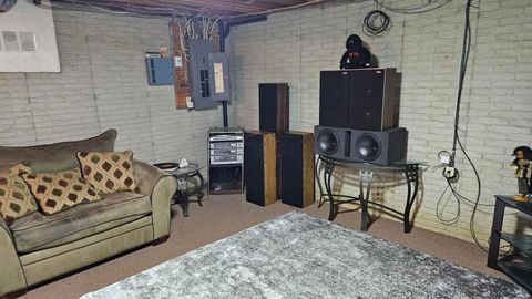 Tiny photo for 1616 Coppertree Road 1615 #1615, Columbus, OH 43232 (MLS # 225039507)