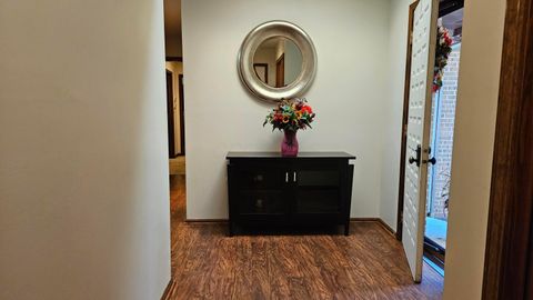 Tiny photo for 1616 Coppertree Road 1615 #1615, Columbus, OH 43232 (MLS # 225039507)