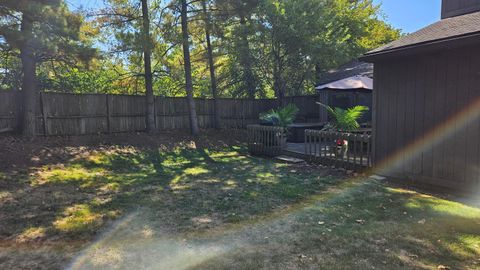 Tiny photo for 1616 Coppertree Road 1615 #1615, Columbus, OH 43232 (MLS # 225039507)