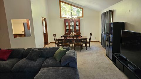Tiny photo for 1616 Coppertree Road 1615 #1615, Columbus, OH 43232 (MLS # 225039507)