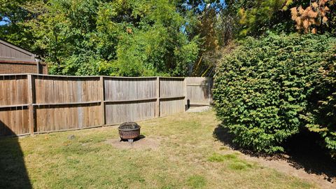 Tiny photo for 1616 Coppertree Road 1615 #1615, Columbus, OH 43232 (MLS # 225039507)