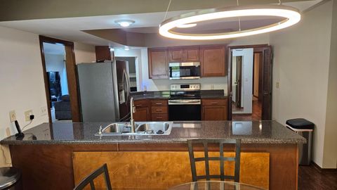 Tiny photo for 1616 Coppertree Road 1615 #1615, Columbus, OH 43232 (MLS # 225039507)